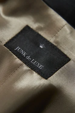 Junk de Luxe Habitvest