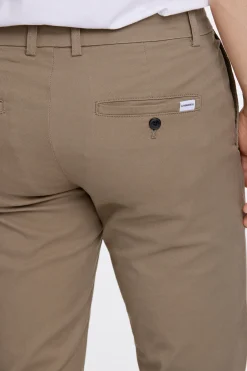 Lindbergh Chinos