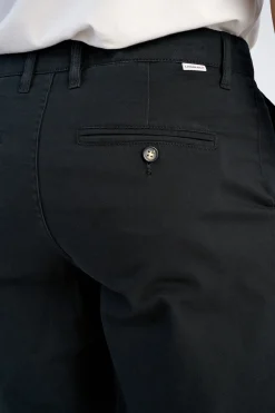 Lindbergh Chinos