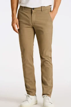 Lindbergh Chinos