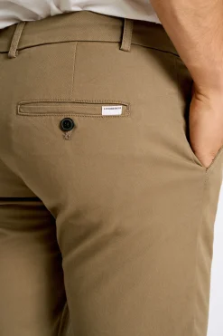 Lindbergh Chinos