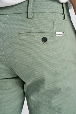 Lindbergh Chinos