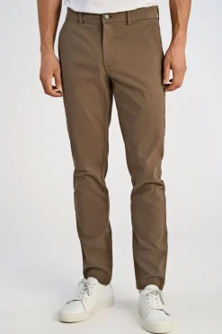 Lindbergh Chinos