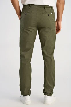 Lindbergh Chinos