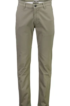 Lindbergh Chinos
