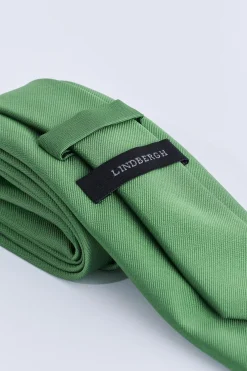 Lindbergh Slips