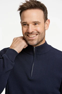 Morgan Half-zip